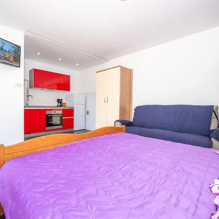 Lejlighed Vinka-3 By Interhome